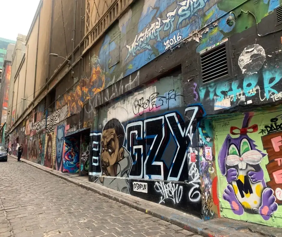 spaceships-australia-melbourne-laneway-street-art.webp